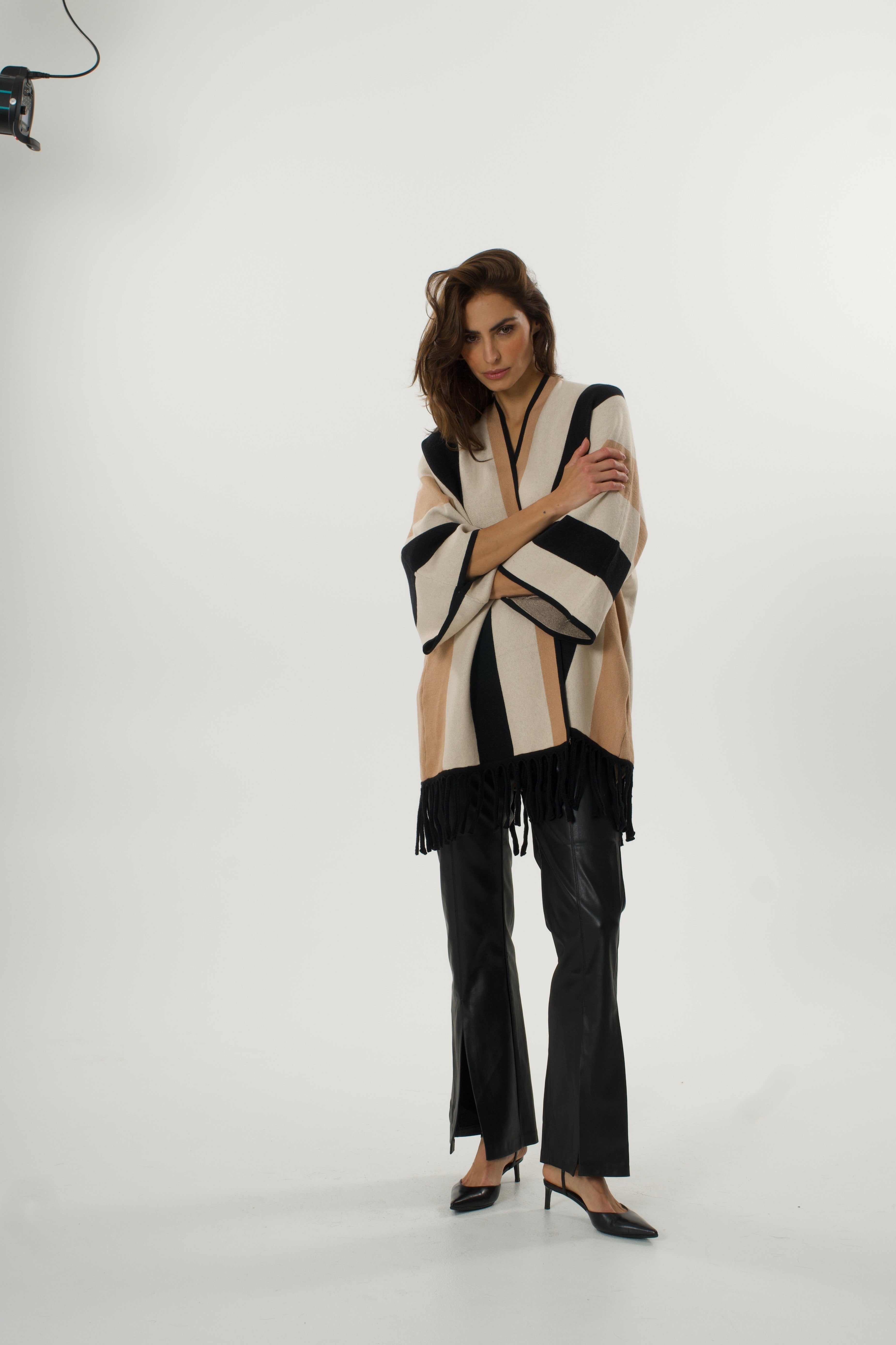 Bež prugasti kardigan s resama – Relaxed chic layer