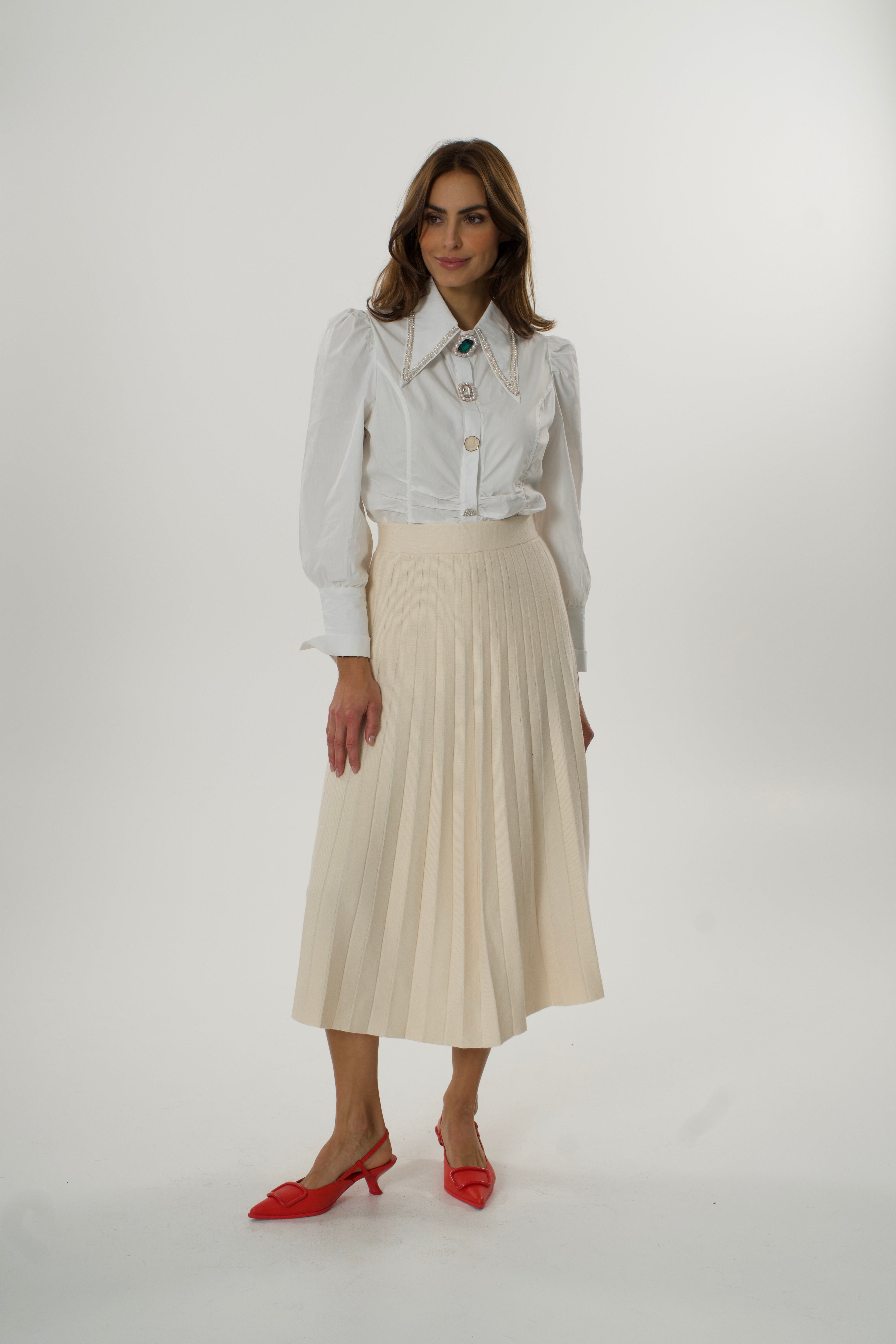 Bež plisirana suknja od talijanske trikotaže – Elegant flow