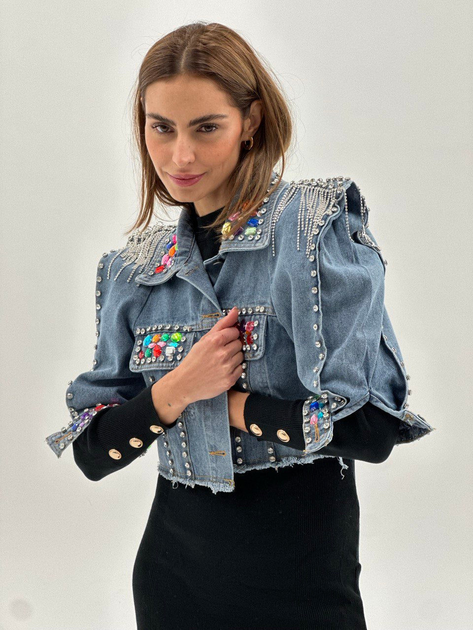 Kratka traper jakna s aplikacijama – Statement Denim