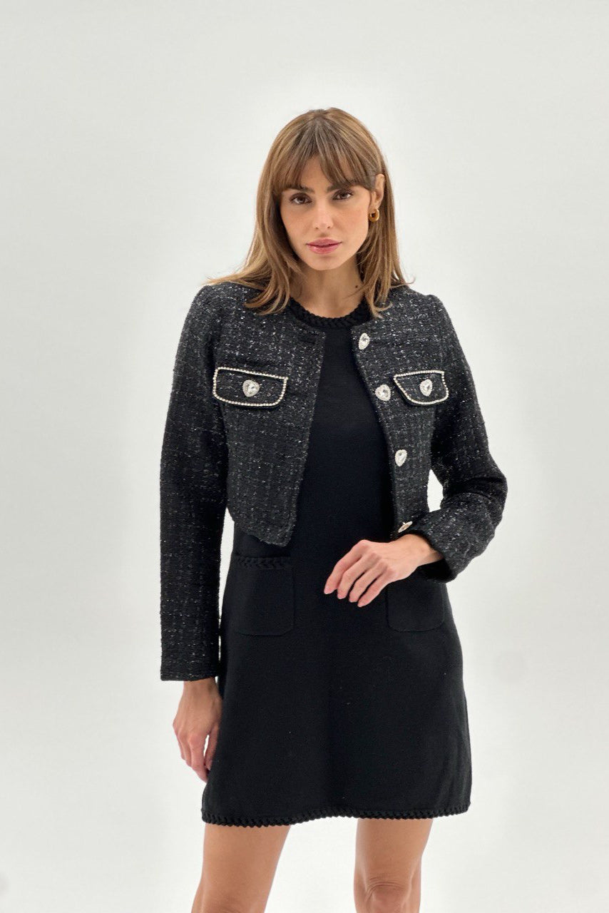 Crni kratki tweed sako s ukrasnim gumbima – Parisian chic