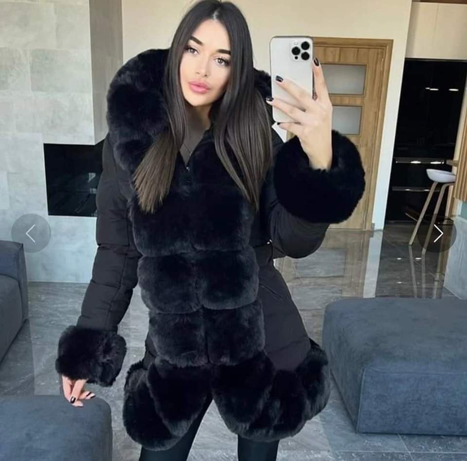 Crna luksuzna jakna s krznom – Vienna Glam Jacket