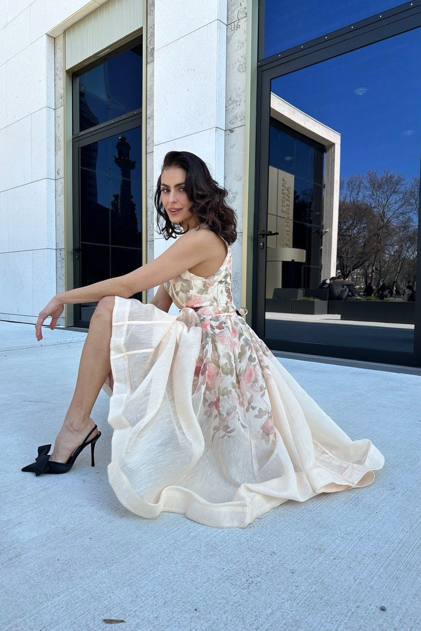 Romantic Bloom Midi Dress – elegantna haljina koja privlači poglede