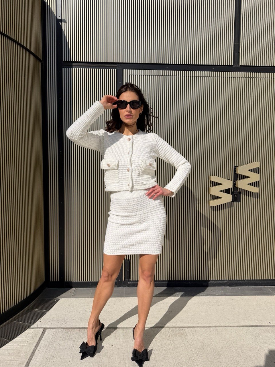 Bež ili bijeli luksuzni komplet – izgleda skupo. Osjeća se još bolje.