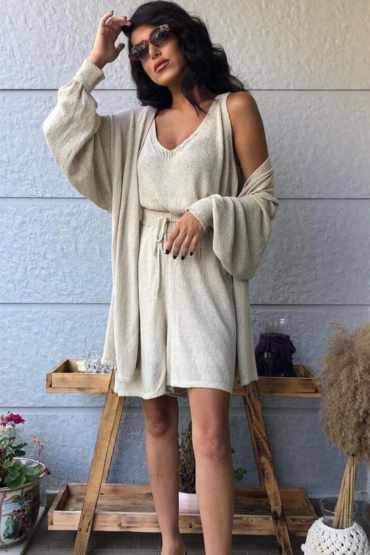 Tri komada. Jedan look.